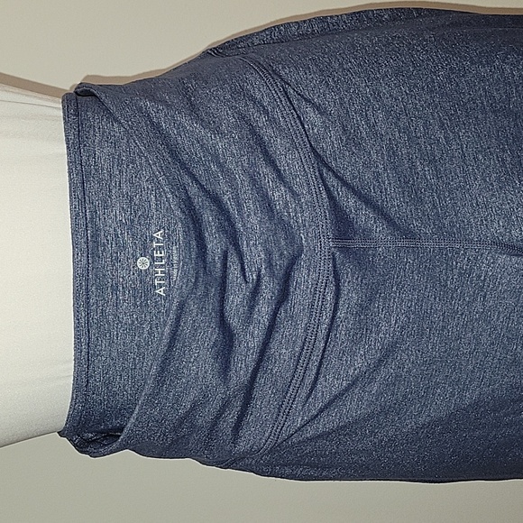 Athleta active butter soft high waisted capris with drop pocket womens size L - Picture 2 of 9